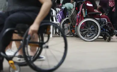 pessoa com deficiência