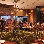 Bolo xadrez e pamonha no Café Junino do Sagrado Peixe em Manaus