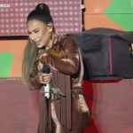 simone mendes galinha viva