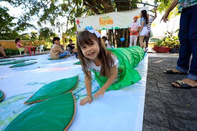 Crianças participam de atividades culturais em centro histórico de Manaus durante o Festival de Férias (Foto: Divulgação)