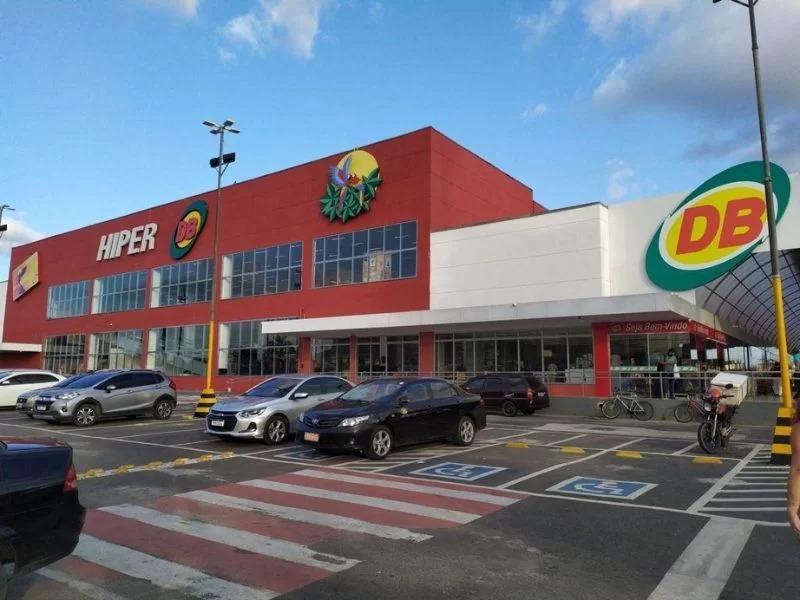 Tribunal aumenta indenização contra rede de supermercados por riscos à saúde de funcionários