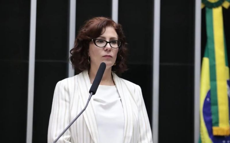 Deputada Carla Zambelli é presa na Itália