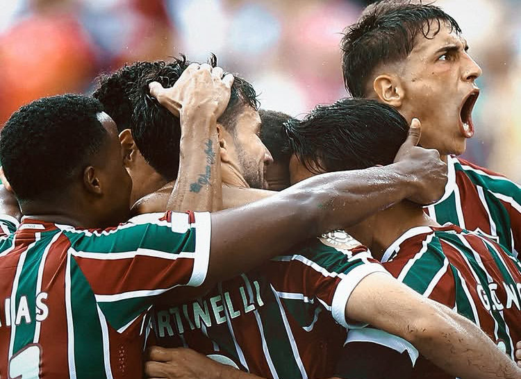 Jogadores do Fluminense comemoram vitória sobre o Al-Hilal no Mundial de Clubes