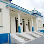 Imagem da sede da Prefeitura de Itacoatiara, alvo de recomendação do MP sobre licitação irregular