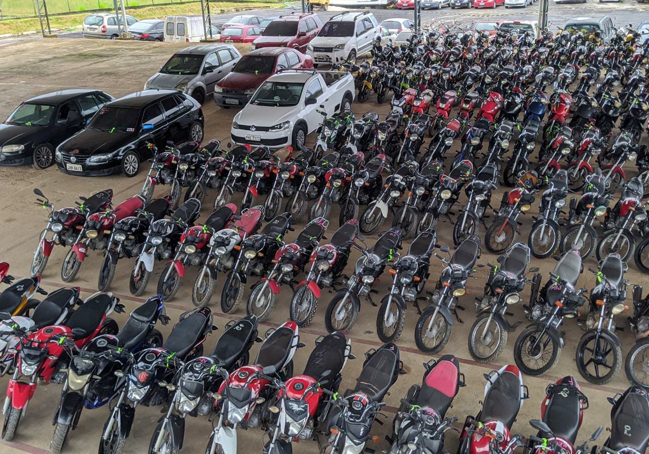 Detran-AM faz leilão online com 305 veículos nesta segunda