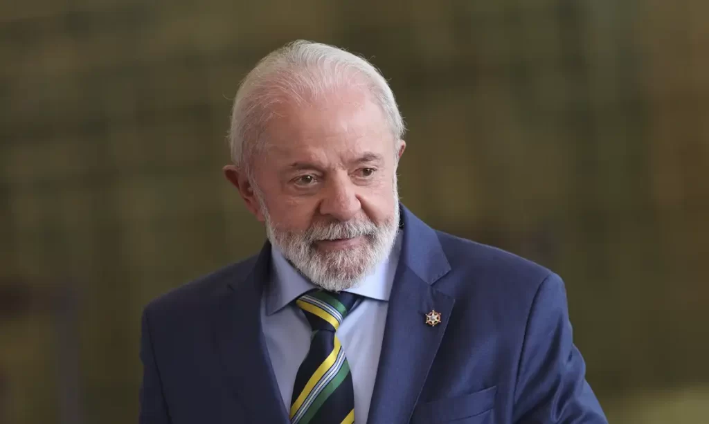 Presidente Lula durante pronunciamento sobre a resposta ao tarifaço dos Estados Unidos