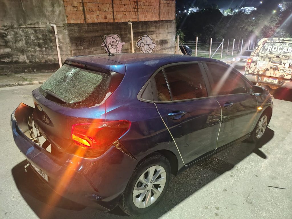 Carro usado em sequestro de motorista de aplicativo é recuperado pela PM em Manaus