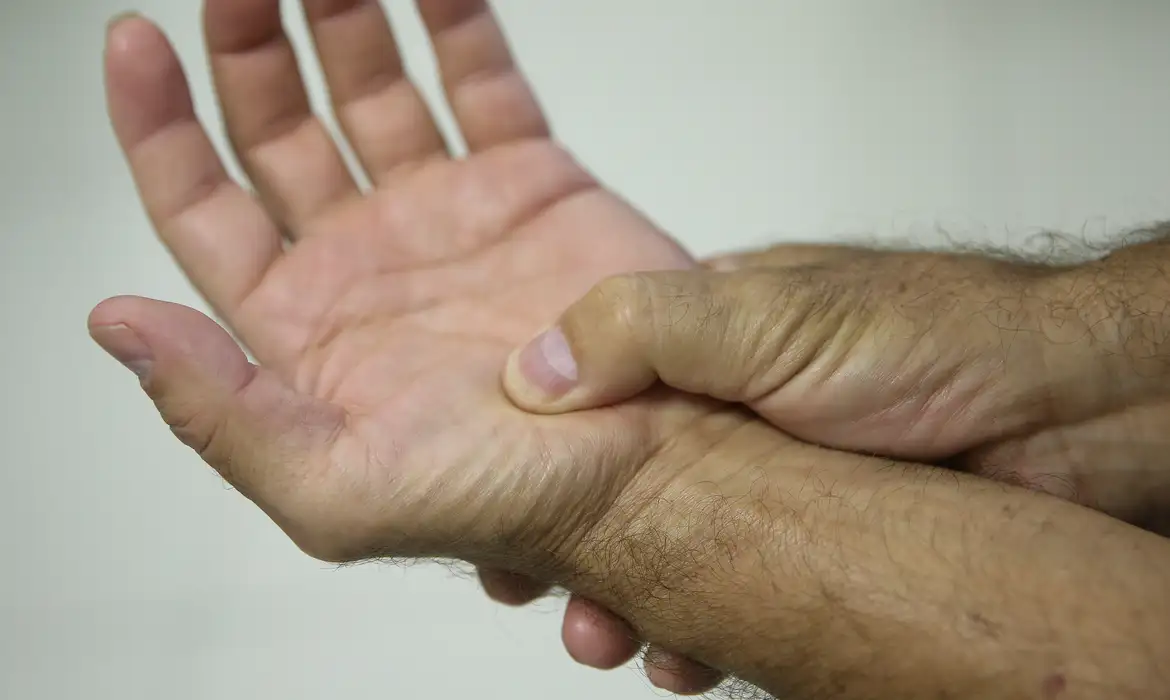 Lei reconhece Fibromialgia como deficiência em 2026