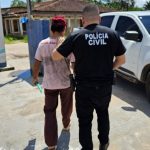 Policiais cumprem mandado de prisão por estupro de vulnerável em Barreirinha-AM