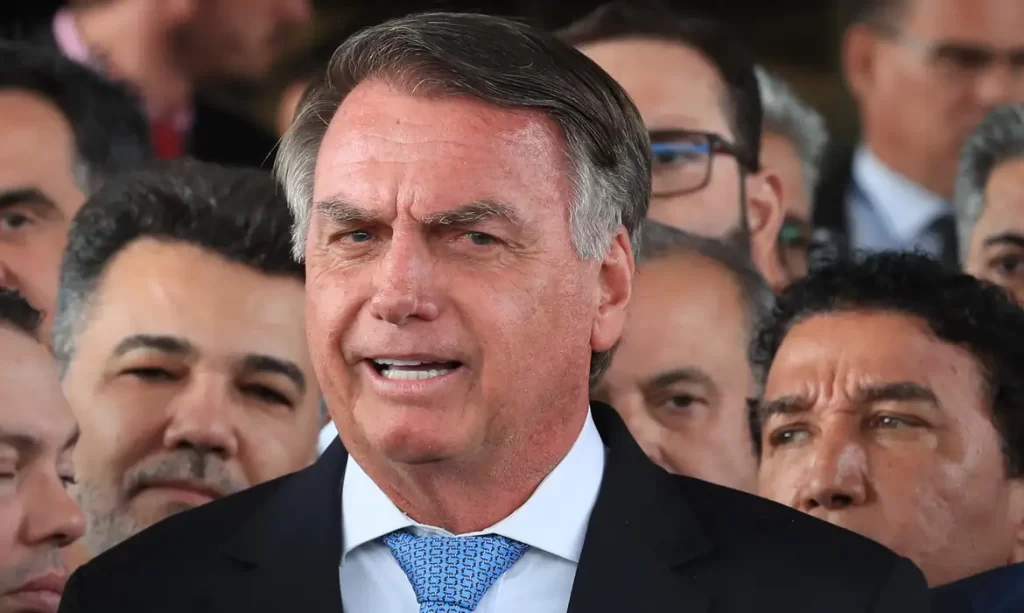 Jair Bolsonaro durante evento público antes da decisão do STF