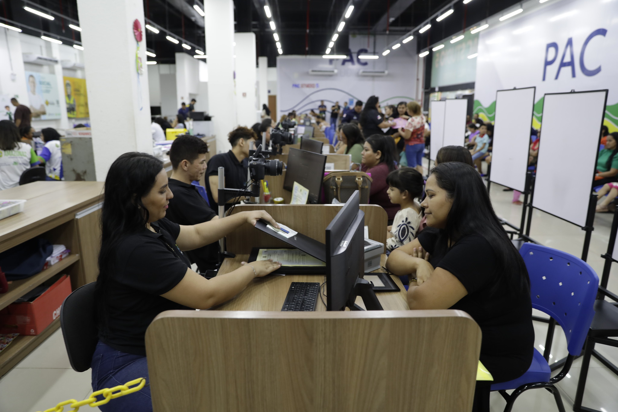 Mutirão para emitir nova carteira de identidade vai até dia 5 de setembro em Manaus