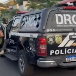 Policiais civis durante operação contra golpe de falso consórcio no Amazonas
