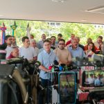 Mutirão no Centro de Manaus promove limpeza, recapeamento e capacitação de vendedores