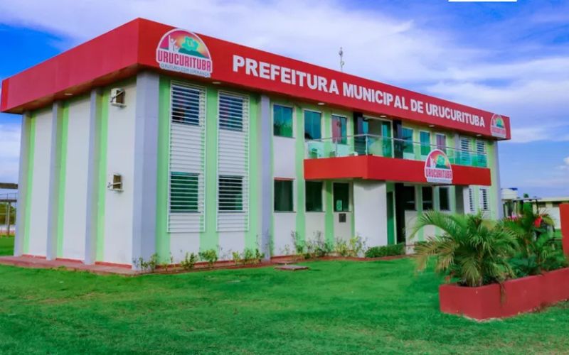 Prefeito de Urucurituba deve exonerar 123 comissionados após pressão do MPAM