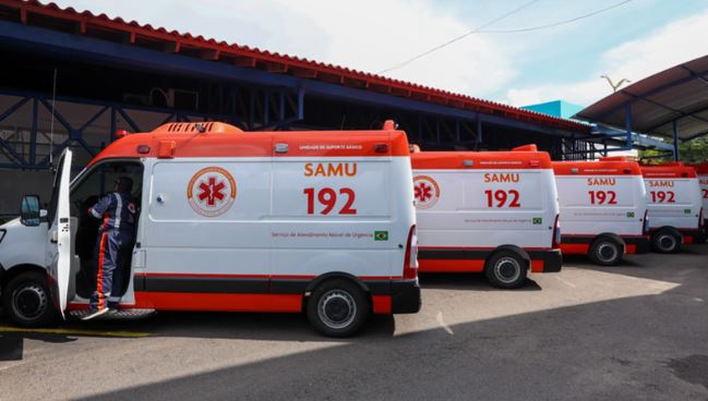Manaus recebe cinco novas ambulâncias para reforçar atendimento do Samu