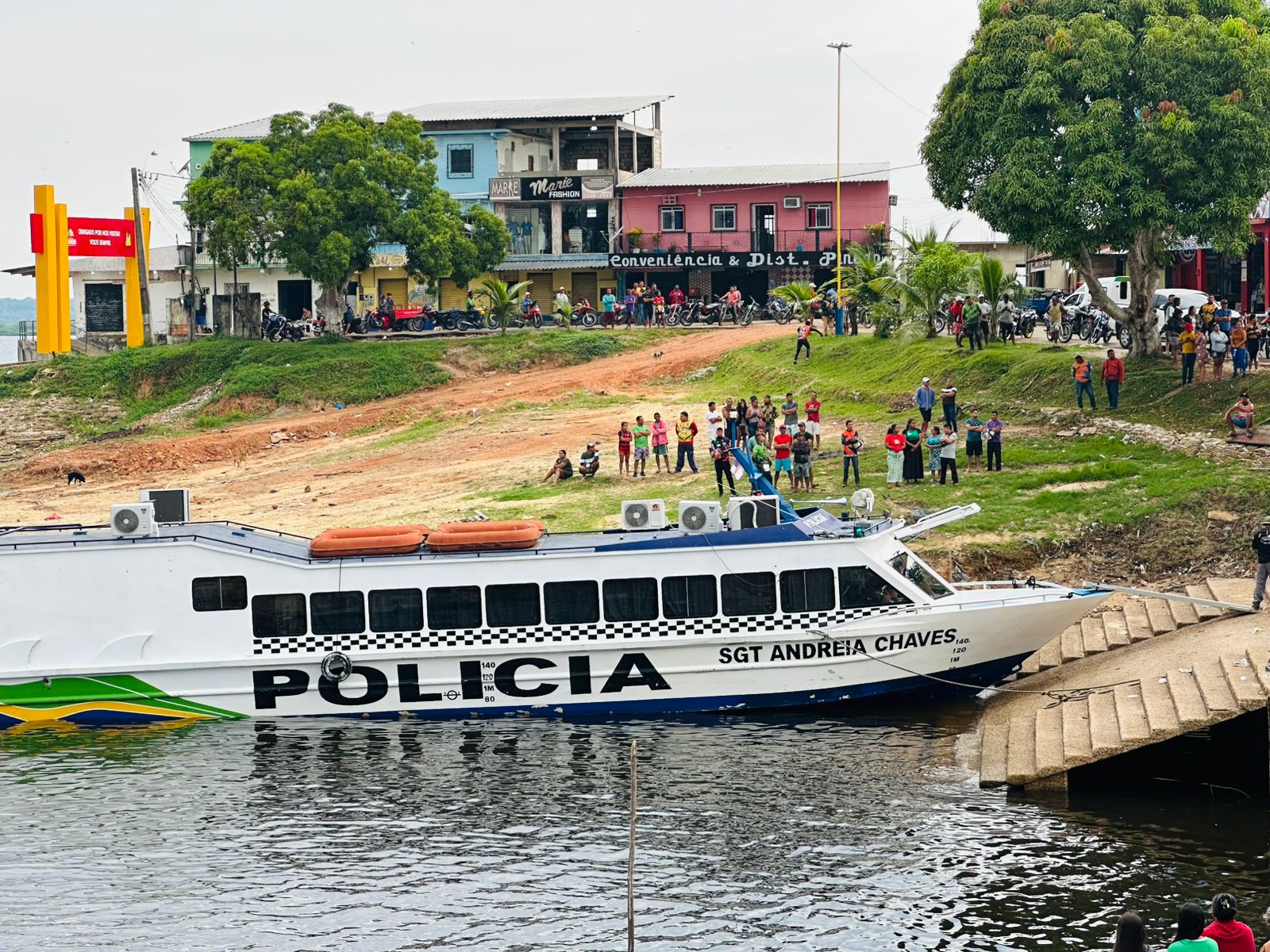 Justiça interdita carceragem de delegacia de Uarini e manda transferir presos para Manaus