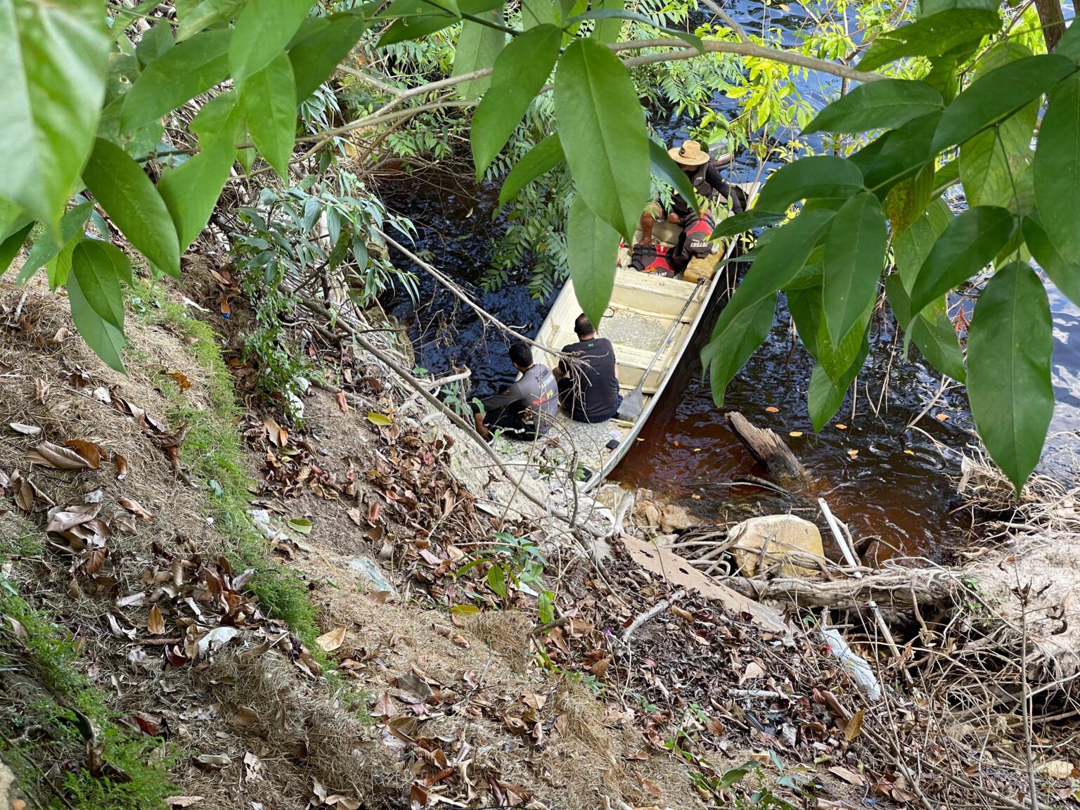 Homem morre após cair de barranco na Ponta Negra