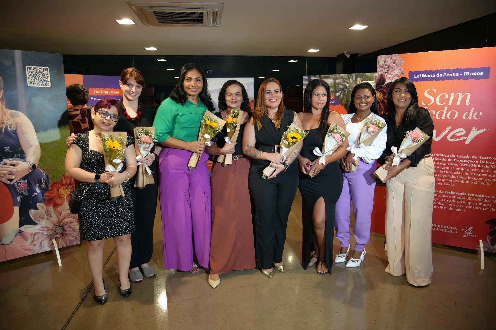 Exposição reúne histórias de superação de mulheres vítimas de violência em Manaus