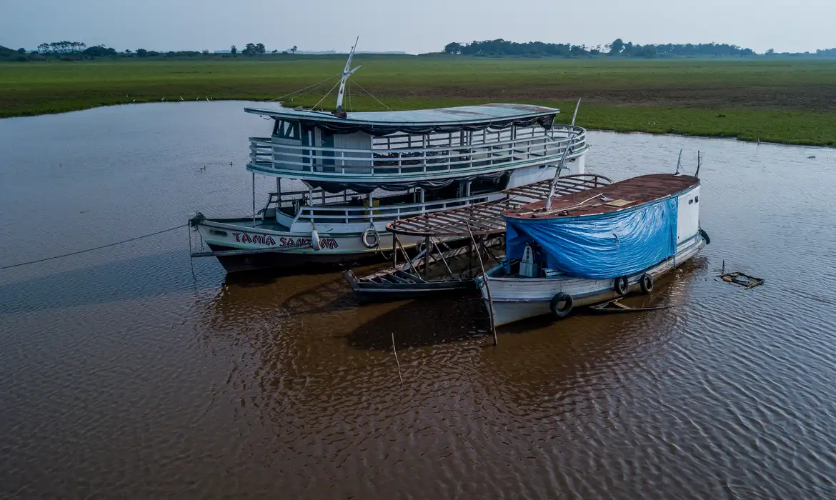 Rios Purus e Juruá enfrentam situação crítica por falta de chuvas