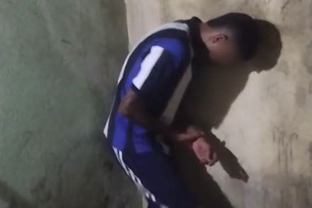 Vídeo mostra ‘tribunal do crime’ punindo suspeito de arrastões em Manaus