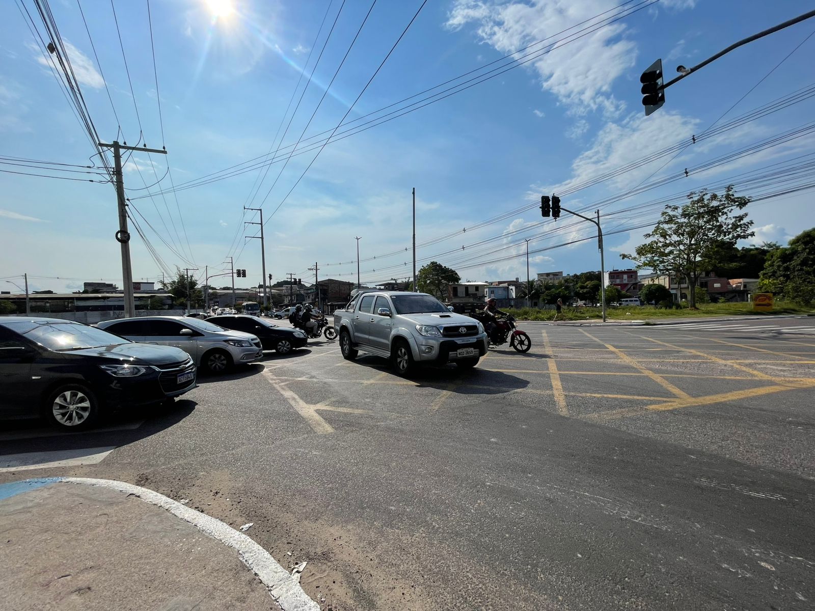 Trânsito na avenida Silves terá mudanças a partir de sábado (16); confira