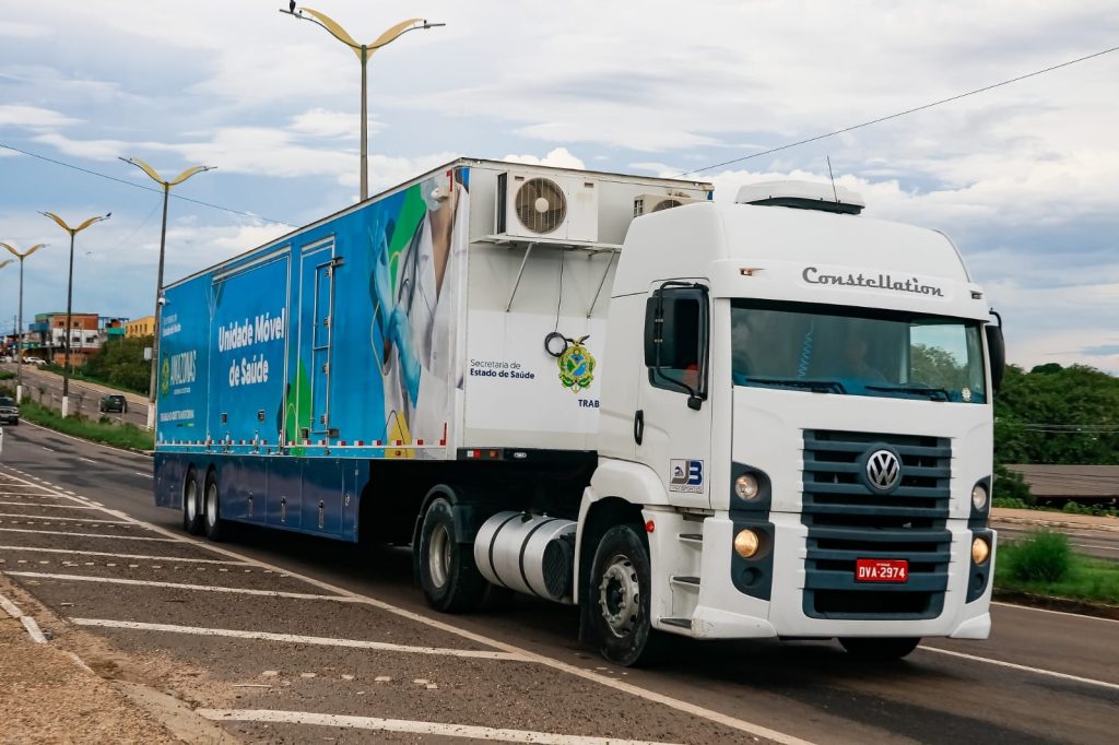 Carreta da Saúde oferecendo exames de mamografia e ultrassonografia em Manacapuru