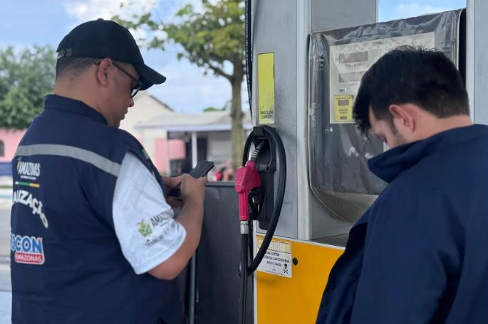 Procon autua 18 postos por indícios de abuso no preço da gasolina em Parintins