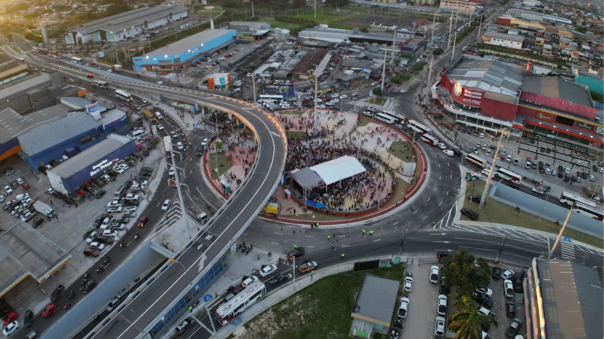 Prefeitura de Manaus repudia vandalismo em complexo Rei Pelé