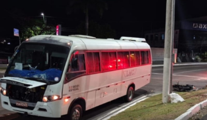 Motociclista morre após colisão com rota em Manaus