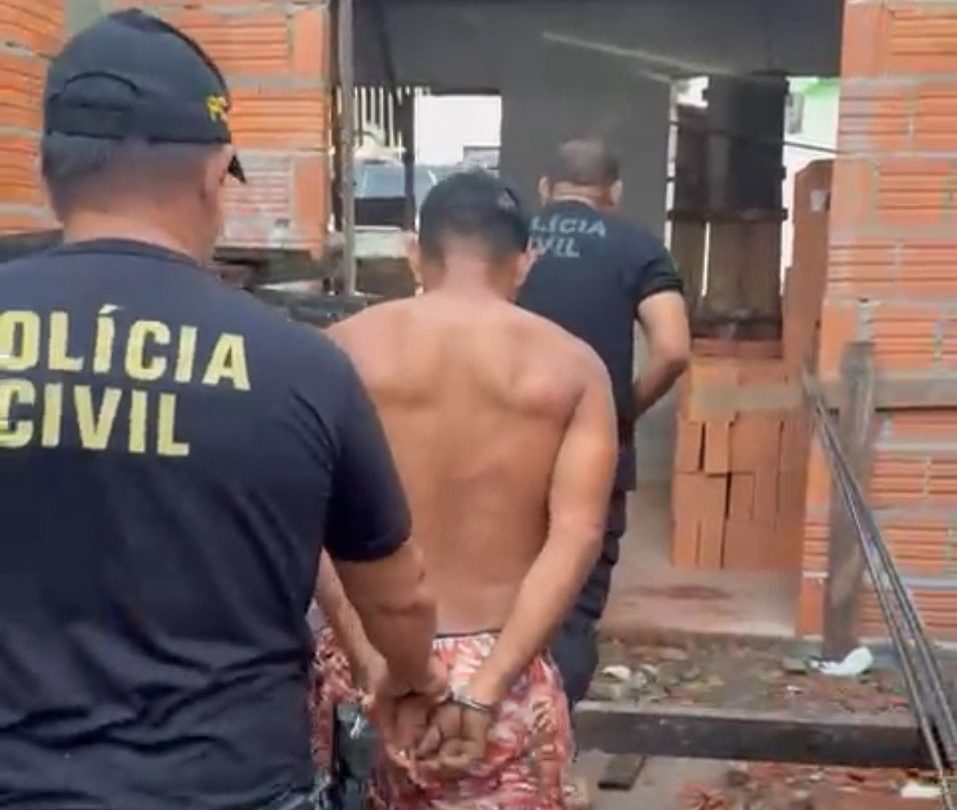 Homem é preso após atacar filha e pai com machado em Itacoatiara