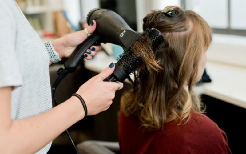 Serviços no Amazonas avançam 0,3% em junho, aponta IBGE