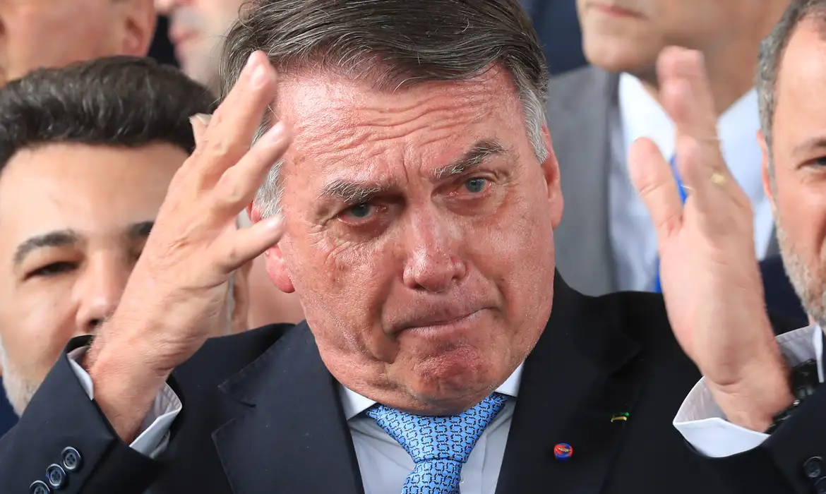 Bolsonaro passa por audiência de custódia após prisão pela PF