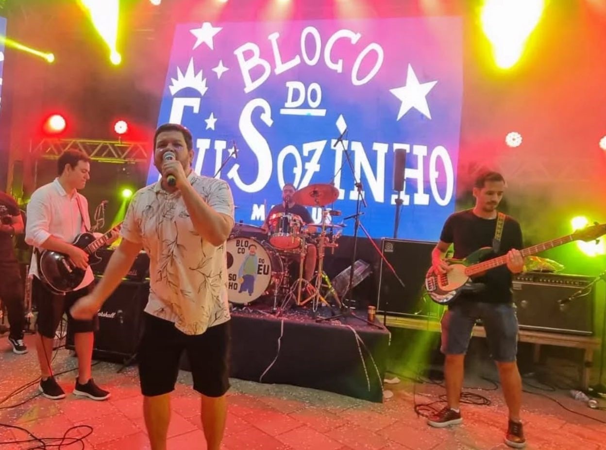 Camelos Barbados apresentam tributo a Los Hermanos em Manaus
