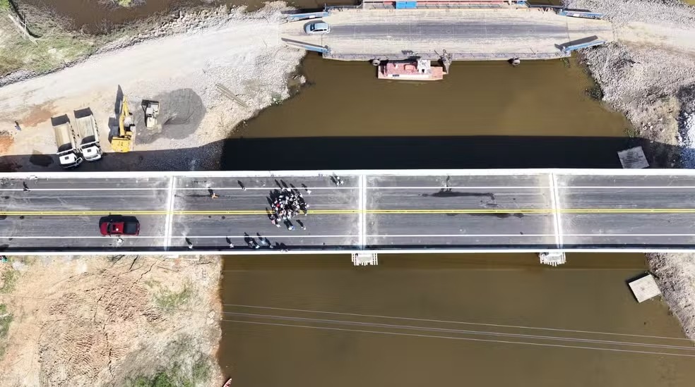Ponte sobre o Rio Curuçá