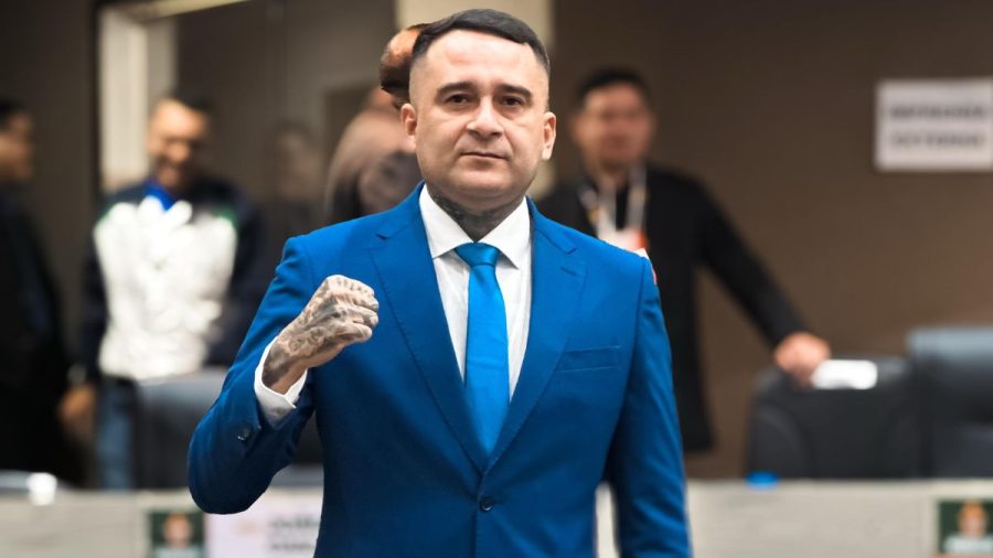 Salazar cobra exoneração de agentes e apresenta áudio sobre suposta tentativa de suborno