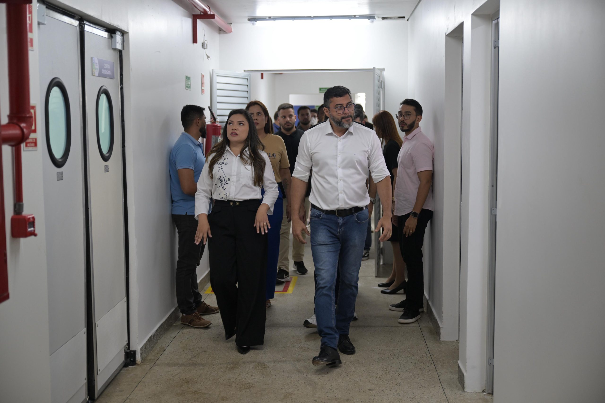 Joana Darc assume Sepet e anuncia inauguração do 1º Hospital Veterinário do AM