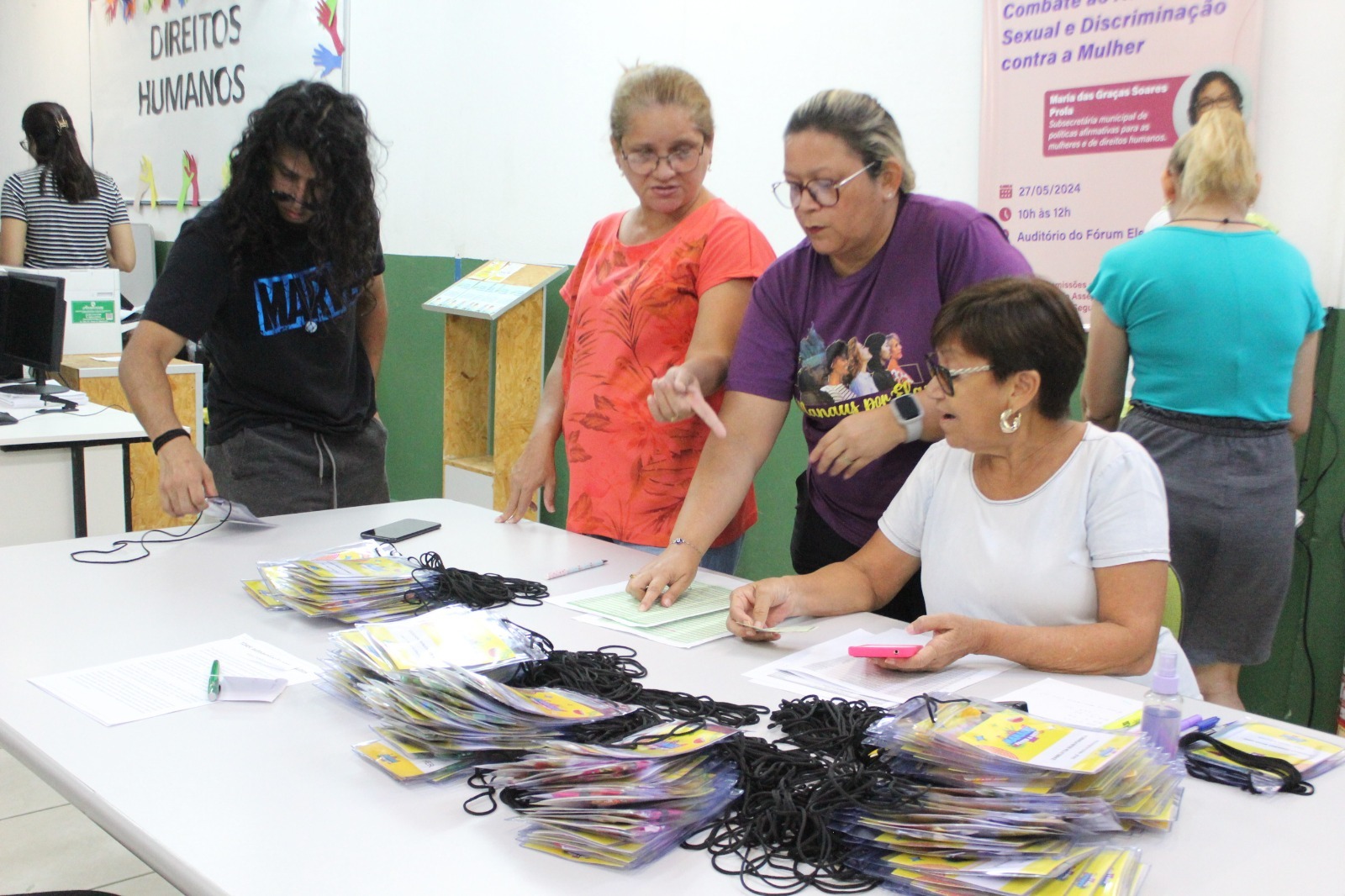 Sou Manaus 2025 inicia distribuição de pulseiras para pessoas com deficiência