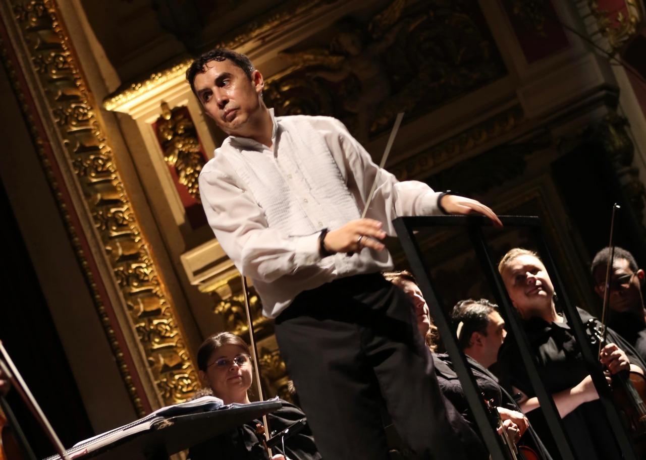 Espetáculo ‘Trilogia Tudor: As Três Rainhas’ estreia no Teatro Amazonas