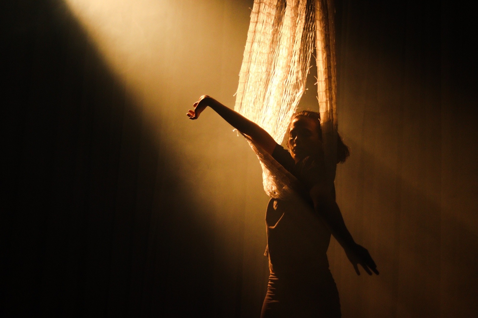 Espetáculo ‘Gaia’ estreia em Manaus e propõe reflexão ambiental