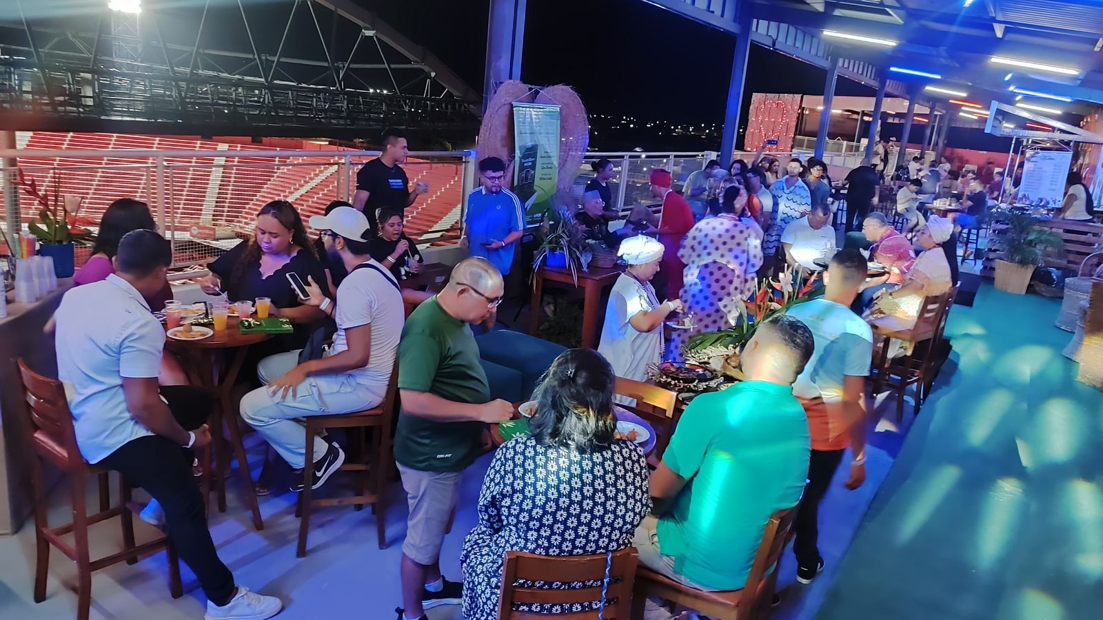 Feira Povos Criativos leva cinema e exposições ao Bumbódromo