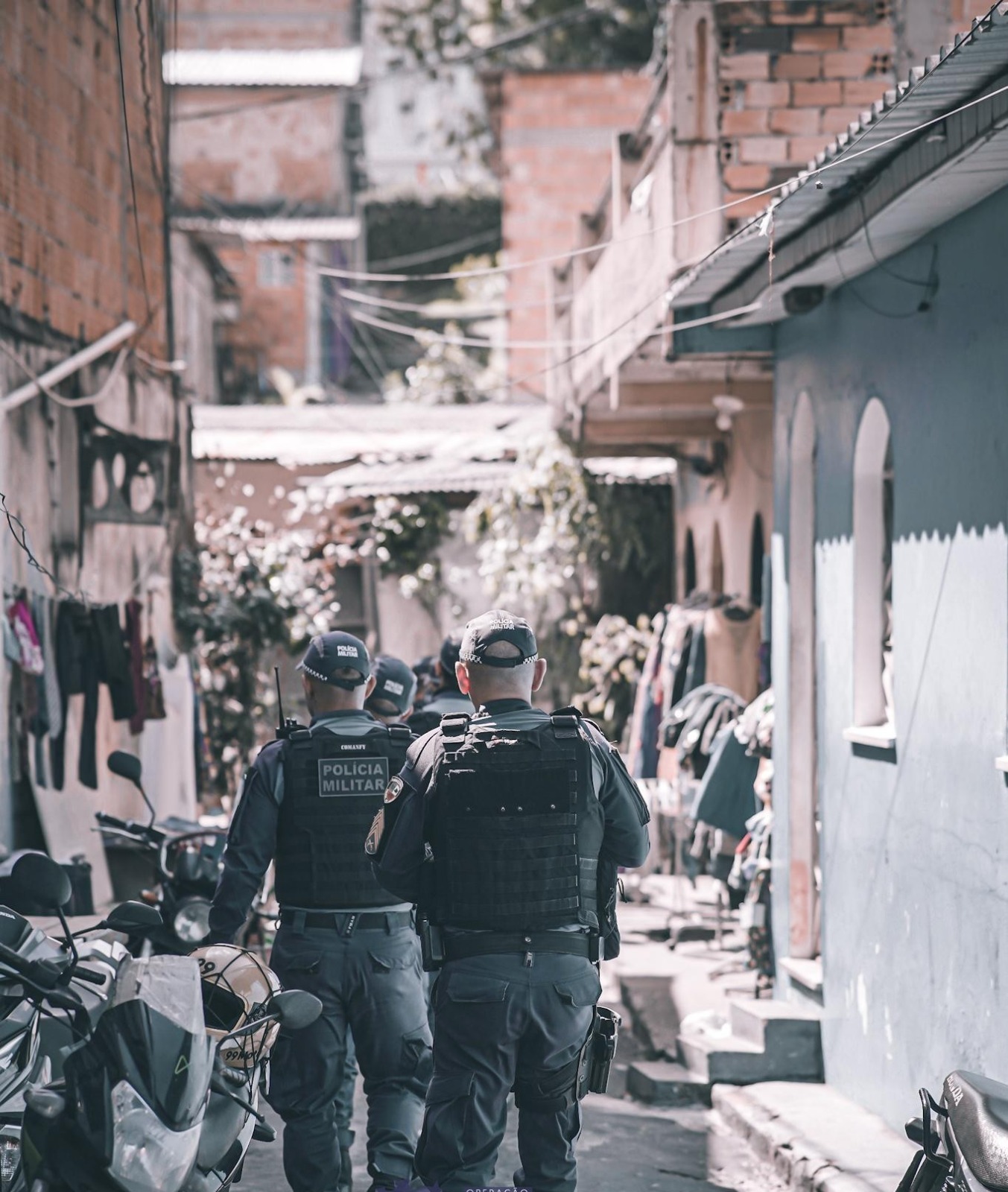 Homem tenta matar companheiro por ciúmes no Japiim, em Manaus