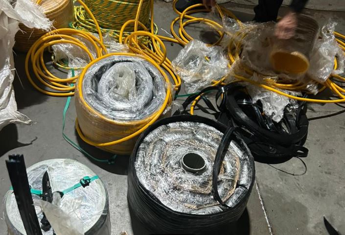 Mais de 180 kg de skunk são encontrados escondidos em mangueiras no AM