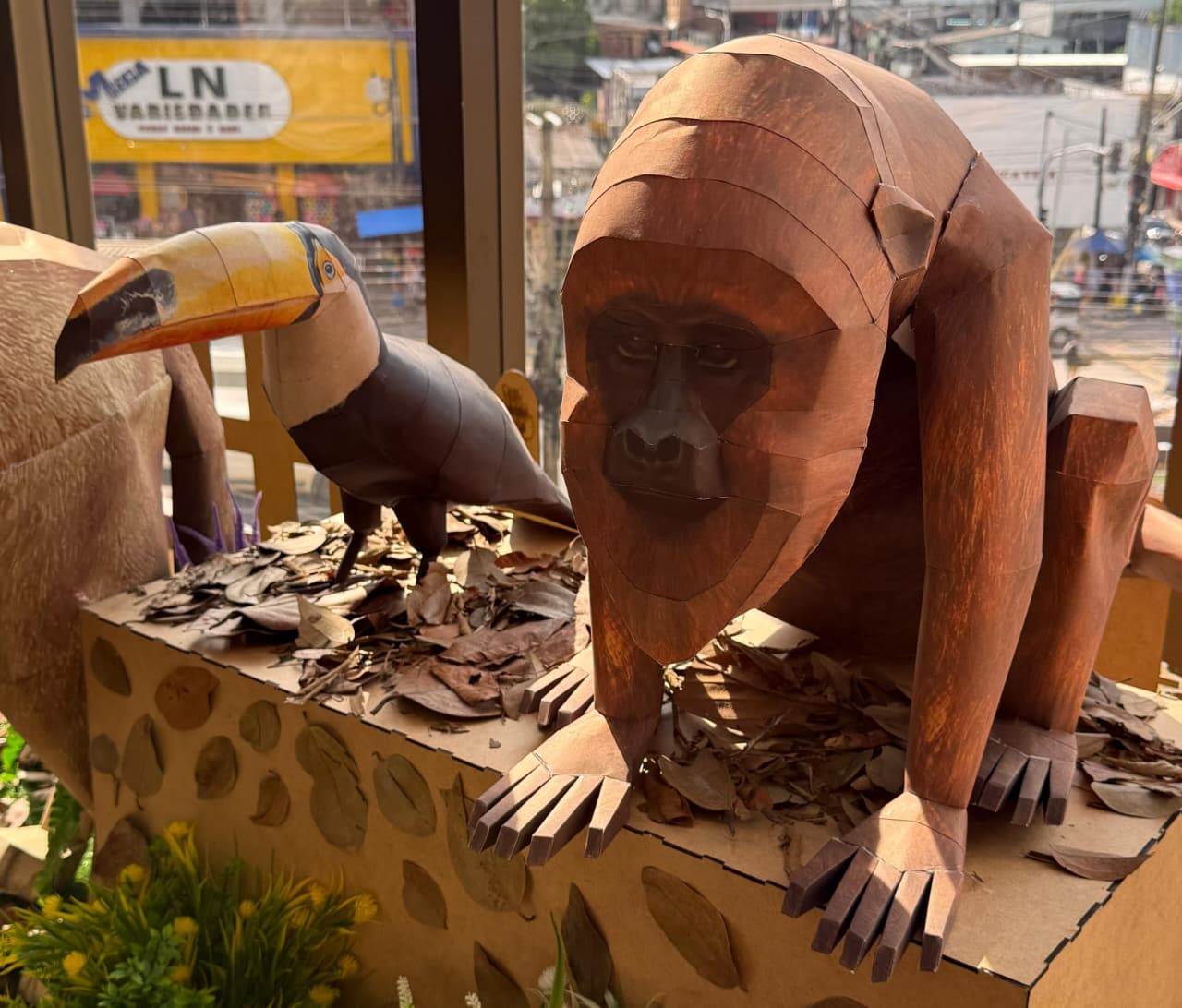 Amazônia de Papel destaca fauna amazônica com arte e oficinas