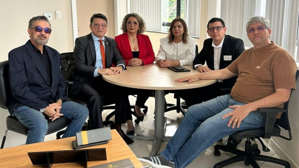 Integrantes do Comitê Amazonas de Combate à Corrupção