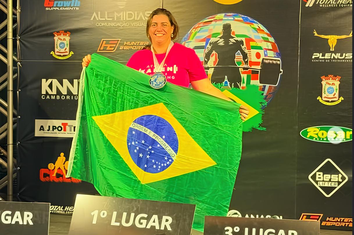 Atleta amazonense conquista título e recorde no Mundial de Powerlifting em Santa Catarina
