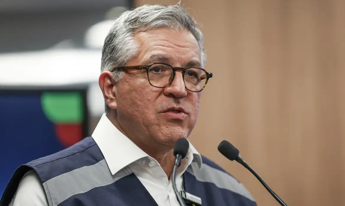 Padilha diz que antídoto contra metanol está garantido em toda rede de saúde