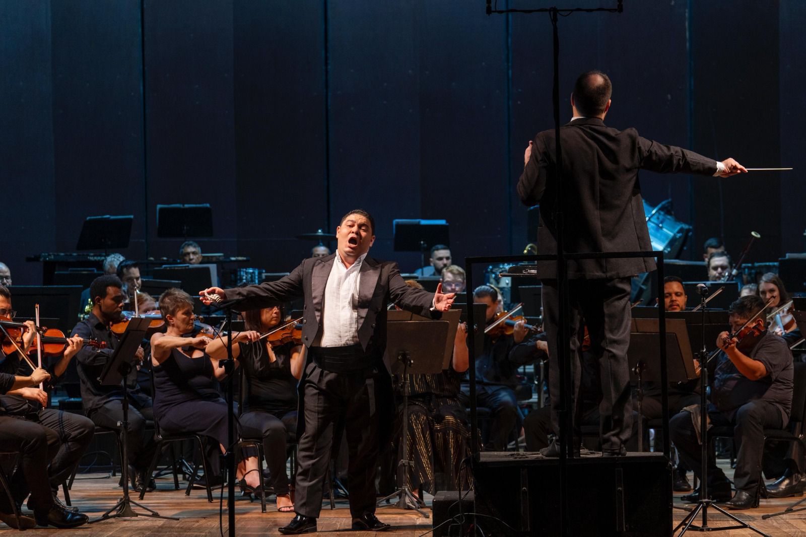 Encontro de Tenores celebra a ópera no Teatro Amazonas