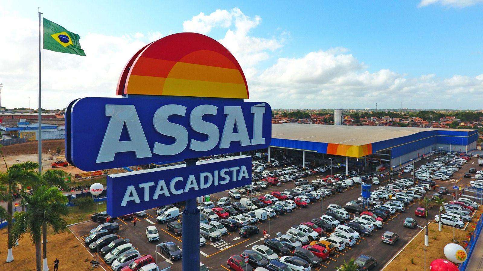 Assaí faz 51 anos e revela o produto mais vendido no Amazonas