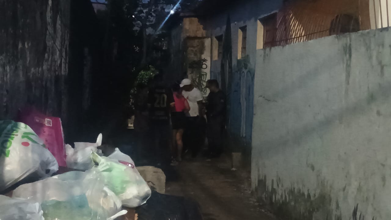 ‘Pato’ é morto a tiros em beco no Coroado, na Zona Leste de Manaus