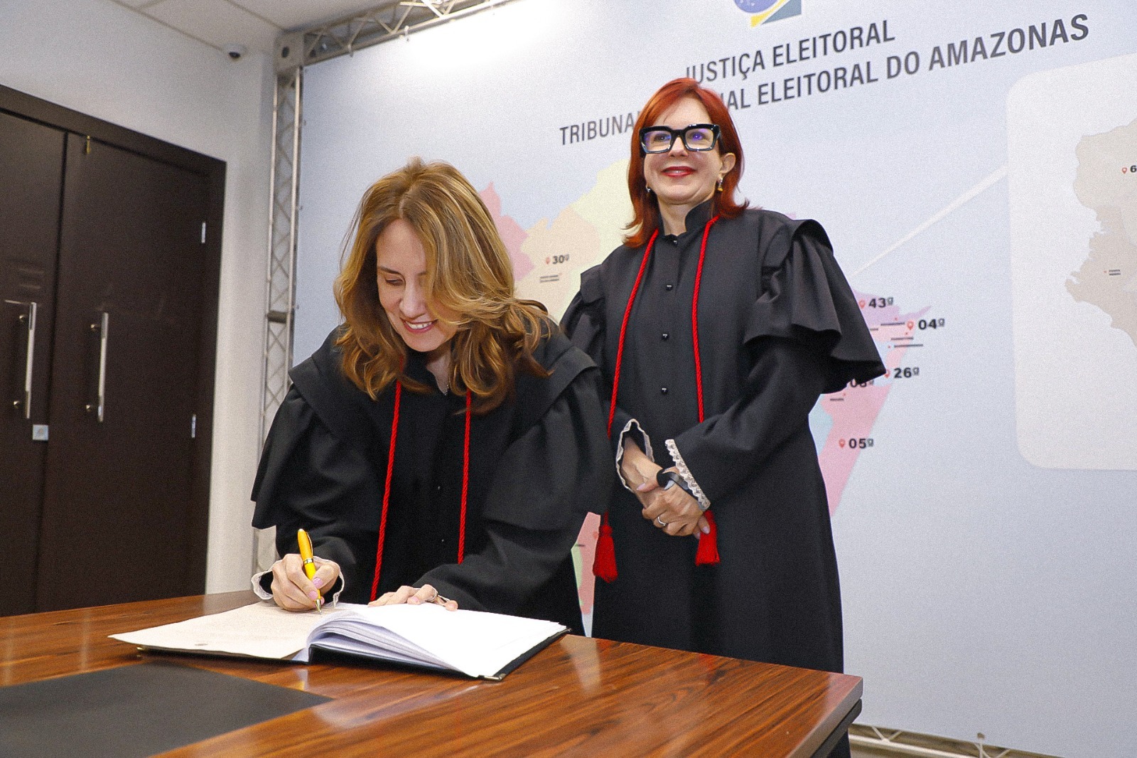 Desembargadora Ida Maria assume vaga no TRE-AM e reforça presença feminina na Corte
